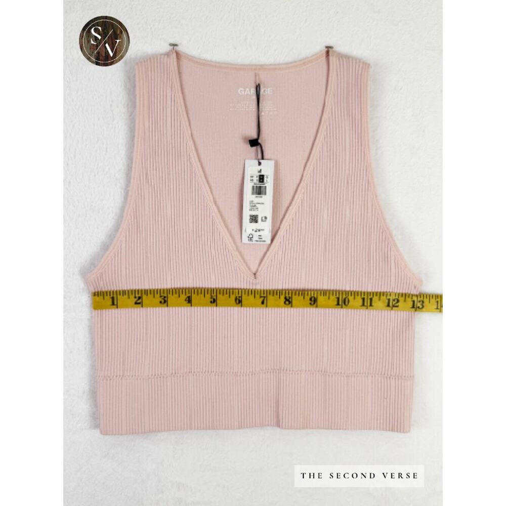 NWT Garage Stella Seamless Crop V-Neck Plunge Tank Top Light Pink Medium - Picture 3 of 8